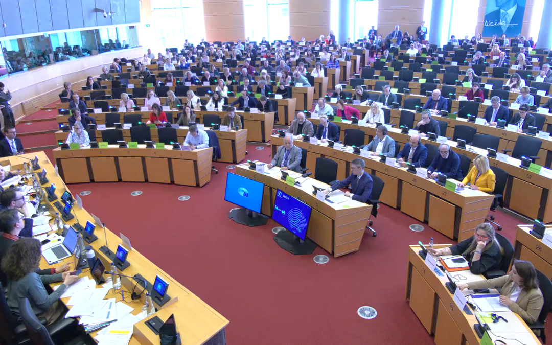 European Parliament committees back Chemicals Omnibus to simplify CLP rules 